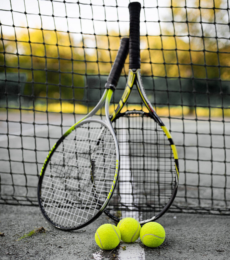 Ракетки та м'ячі