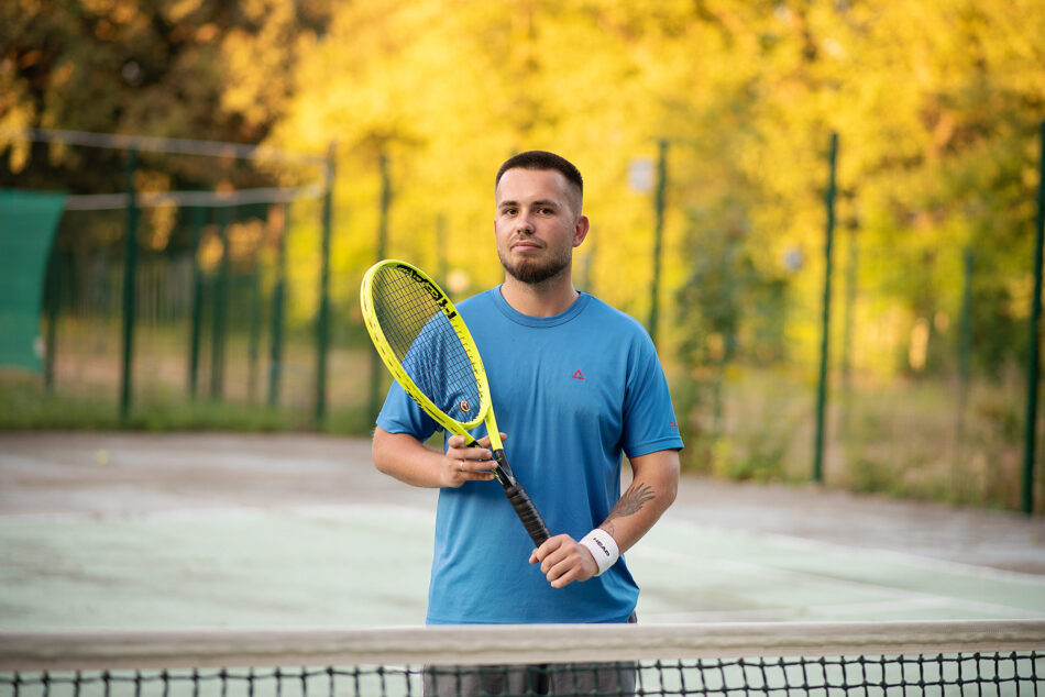 Руслан Запорожець